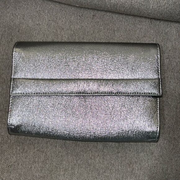 Berne Of California Silver Clutch - Picture 1 of 3